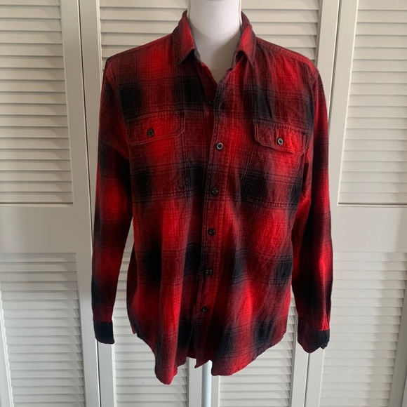 Woolrich Women's Shirt Red & Black Buffalo Plaid Long Sleeve Button Size Large - Picture 1 of 9